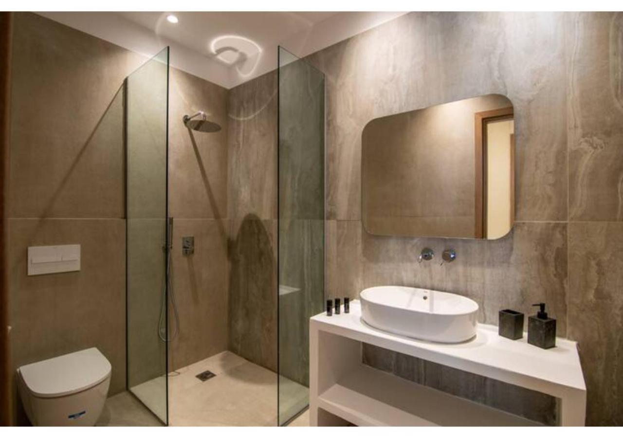 Soto's Comfort House Apartment Adamantas (Milos)