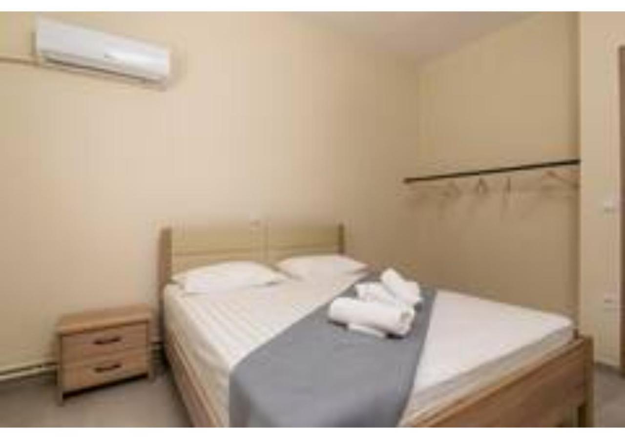 Soto's Comfort House * Adamantas (Milos)